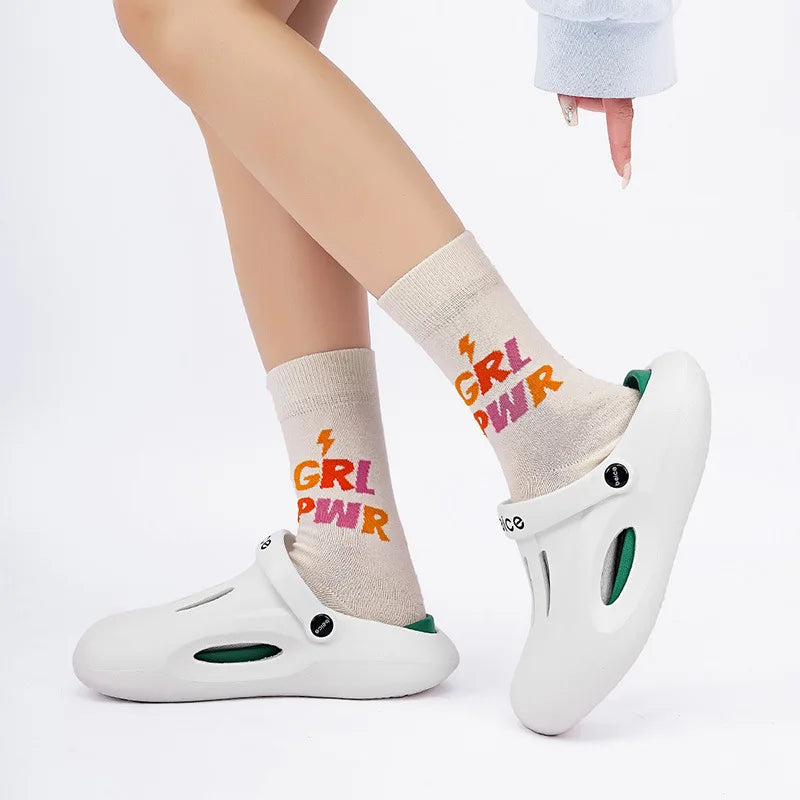 Comwarm 2024 Summer Clogs Slippers For Woman Summer Fashion Platform Hole Shoes Beach Sandals Casual Indoor Bathroom House Shoes